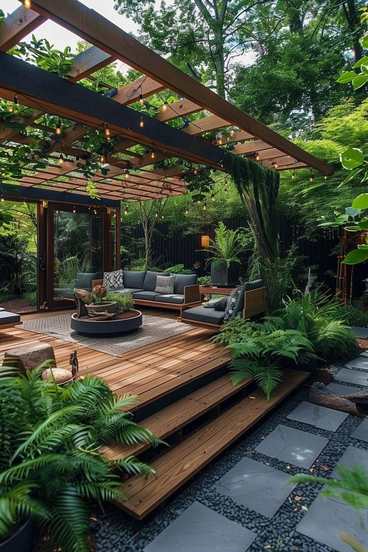 Patio və həyət — 2025 12